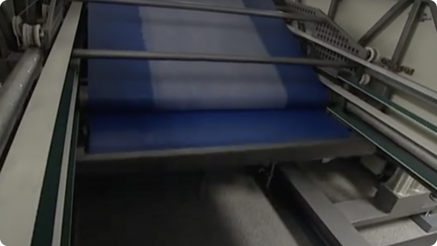 Un primo piano di un pianoforte